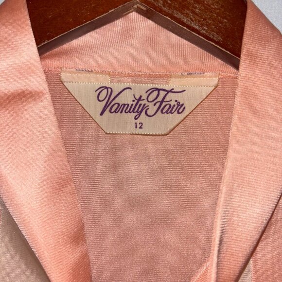 Vintage NWT Vanity Fair Zip-Front Nightgown with Pockets – From Jacobson’s - Picture 6 of 8